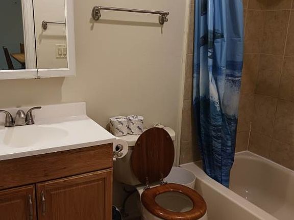 3rd image of 811 W Beaver Creek Blvd #D15