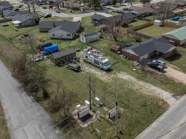 LOT 1 W Oak St, Rogers, AR 72758