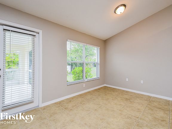 5th image of 1713 NW 3rd Pl