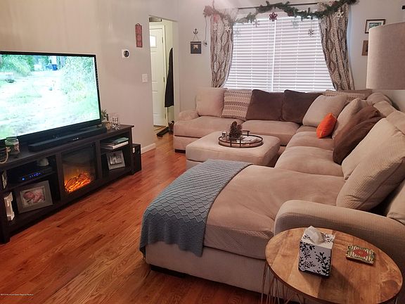 5th image of 112 Lighthouse Dr