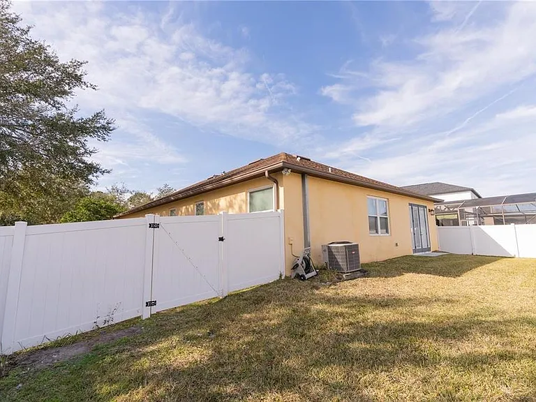 9763 Moss Rose Way — Photo 22
