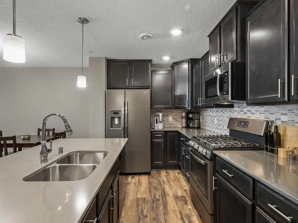 11576 Laurel Springs Path, Maple Grove, MN 55311