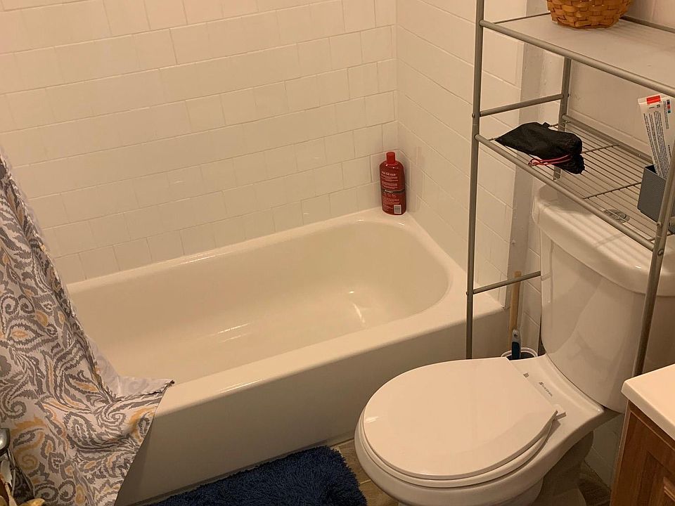 2nd image of 1417 Siegel St