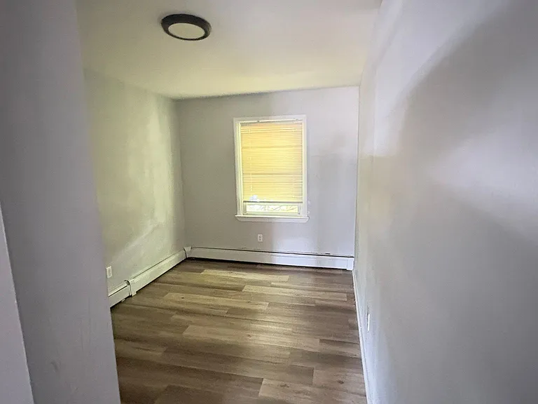 63 Montgomery St #2 — Photo 5