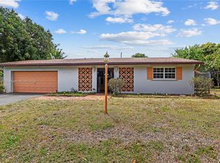 5200 SW 3rd St, Plantation, FL 33317