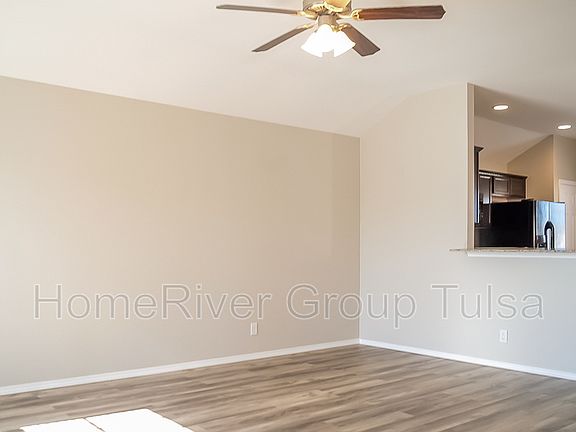 4th image of 25463 E 93rd Pl S