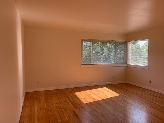 5th image of 1524 NW 52nd St