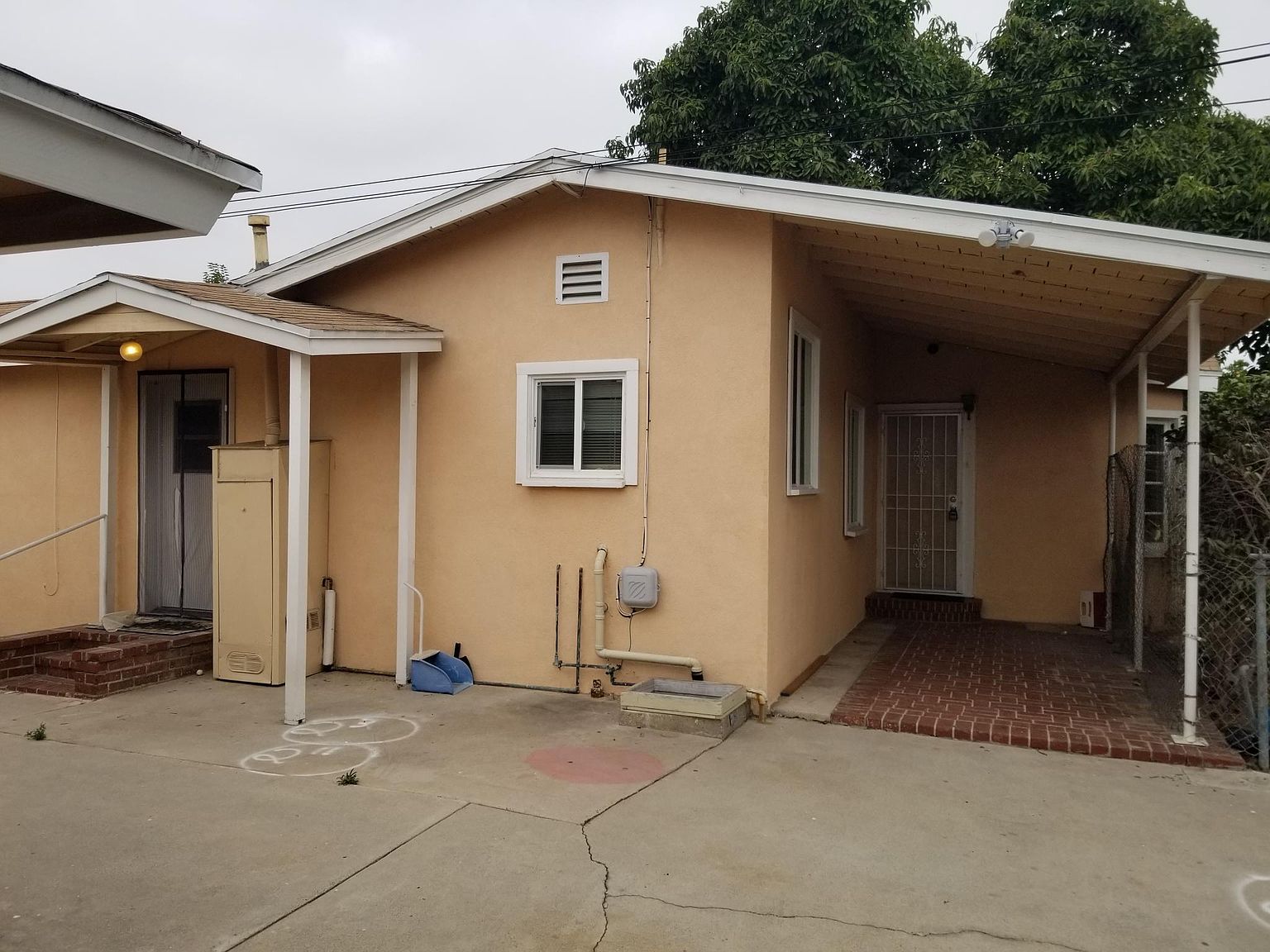 8416 Cole St, Downey, CA 90242 | Zillow