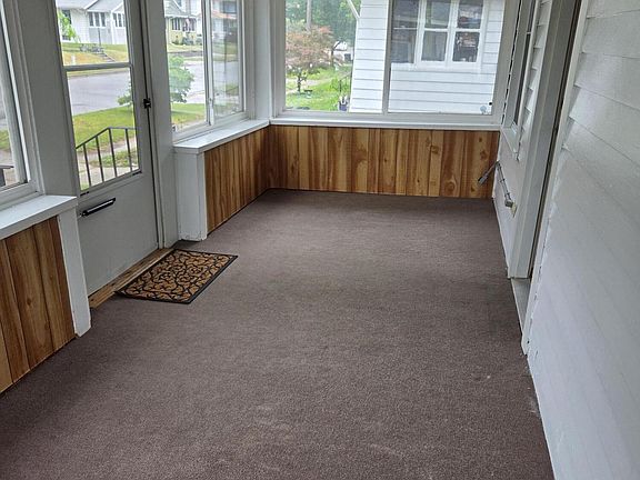 2nd image of 49 Kingman Ave W