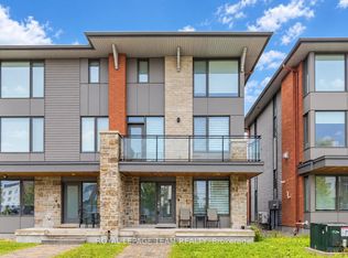 1407 Hemlock Rd, Ottawa, ON K1K5A2