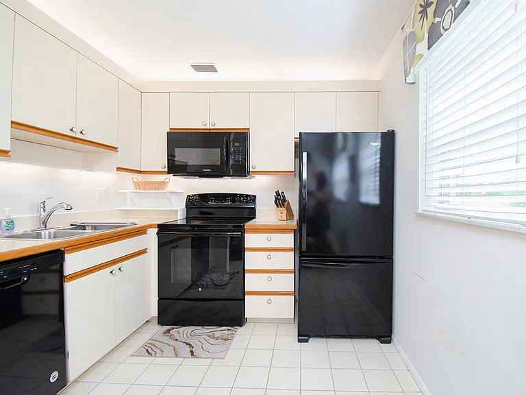66 Woodland Dr #106 — Photo 13