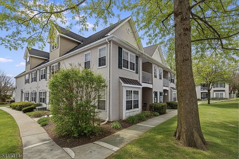 1st image of 240 Cambridge Ct