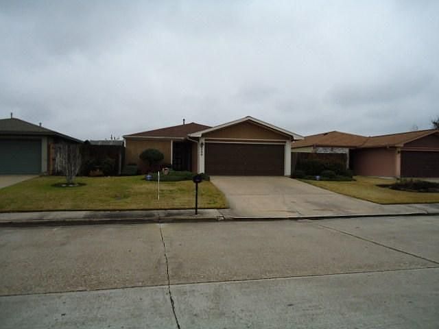1st image of 8200 Heatherbrook Trl