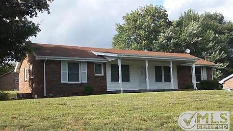 2nd image of 223 Kirby Dr