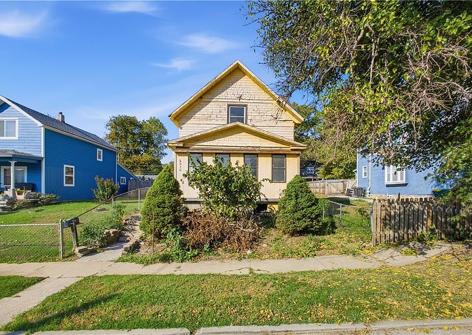 1st image of 2316 S Early St