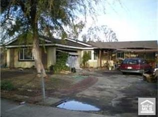 1780 N Concerto Dr, Anaheim, CA 92807