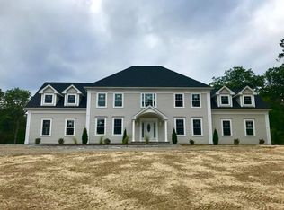 13 Serene Way, Newtown, CT 06470