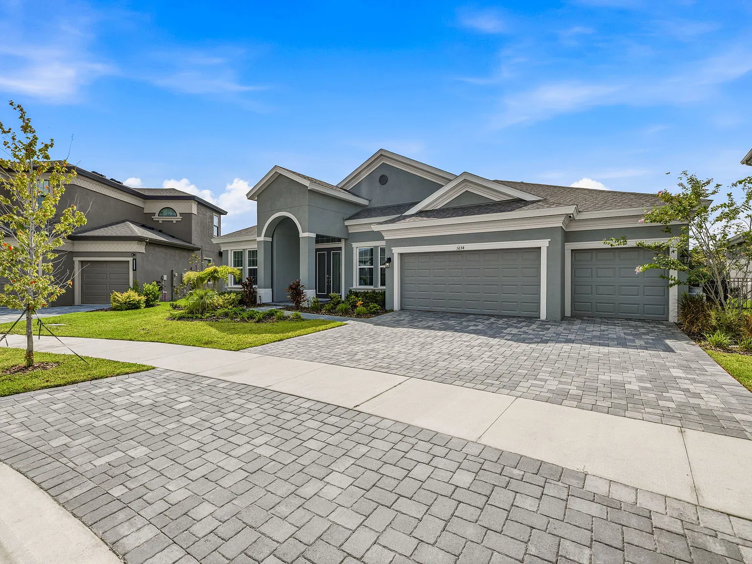 4 bed, 3210 sqft, $3,995 — Photo 3