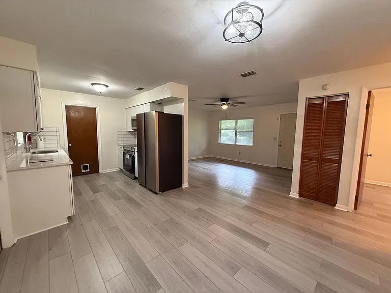 15615 NW 138th Dr — Photo 11