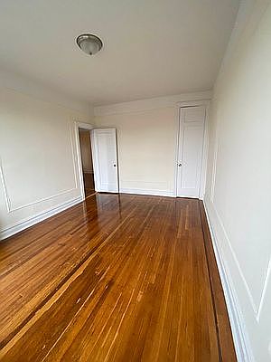 4th image of 83-30 118th St #6KK