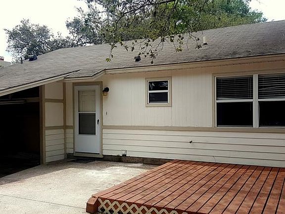 3rd image of 1796 Englewood Ave APT A