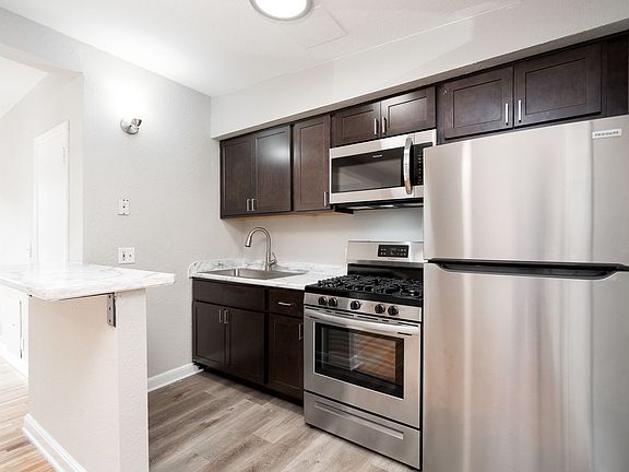 5th image of 116 Oak Grove St #225-306R