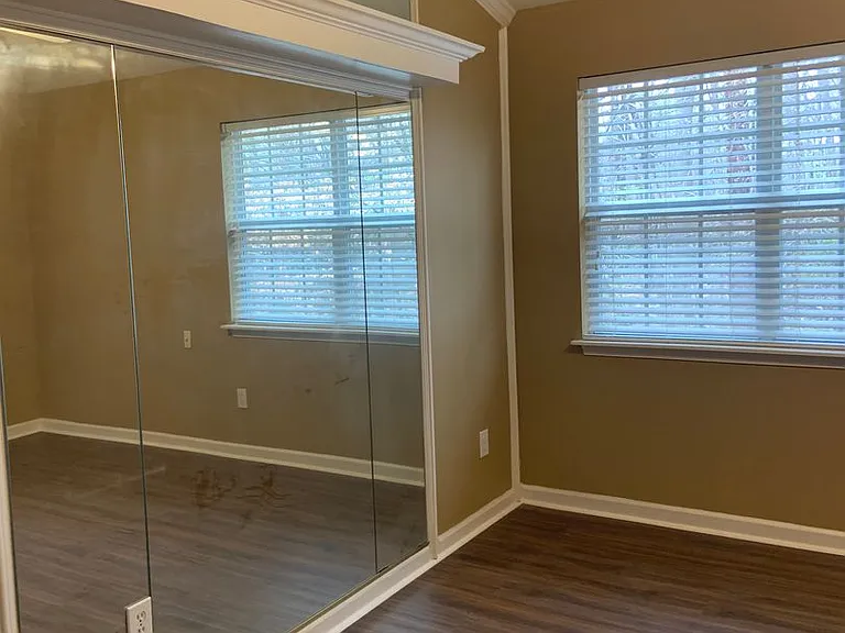 3703 Winborne Ln — Photo 6