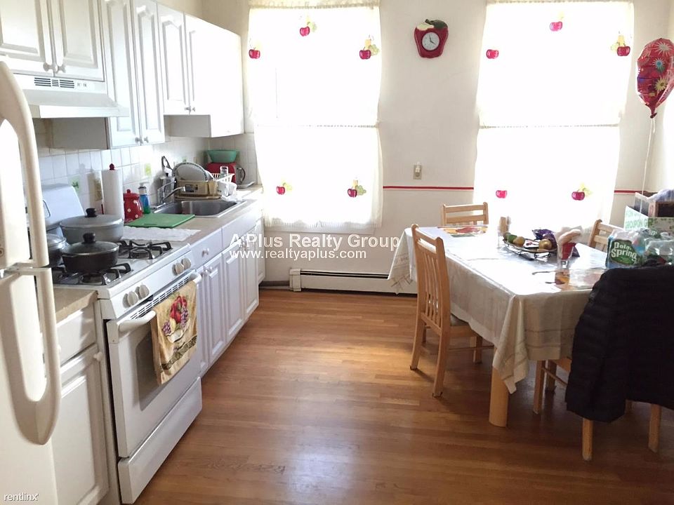 10 Buckley Ave. #2 Boston (Jamaica Plain) Shared Unit Phot