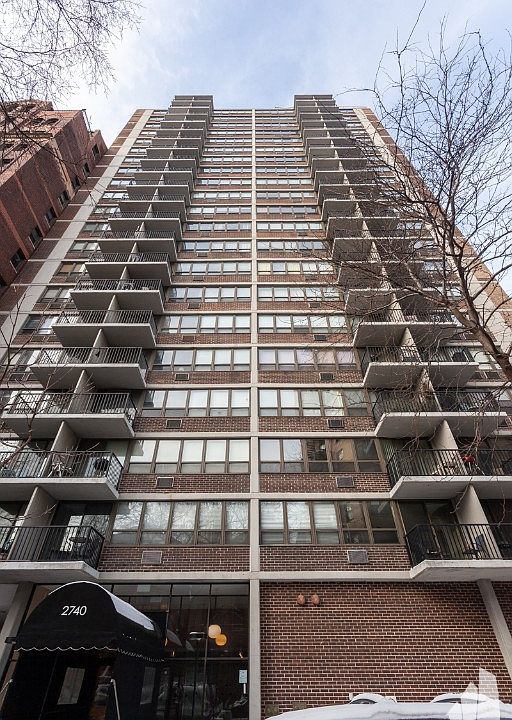 1st image of 2740 N Pine Grove Ave APT 15D