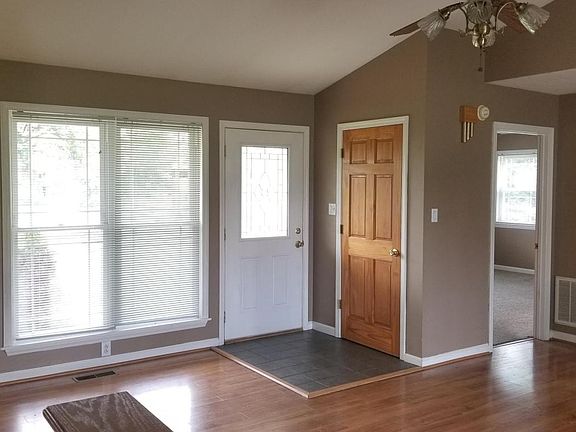 5th image of 115 Faith Way