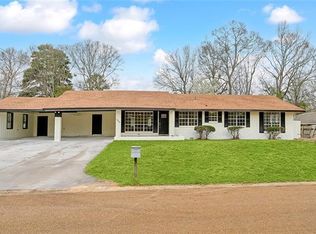 1504 Stokes Ave, McComb, MS 39648