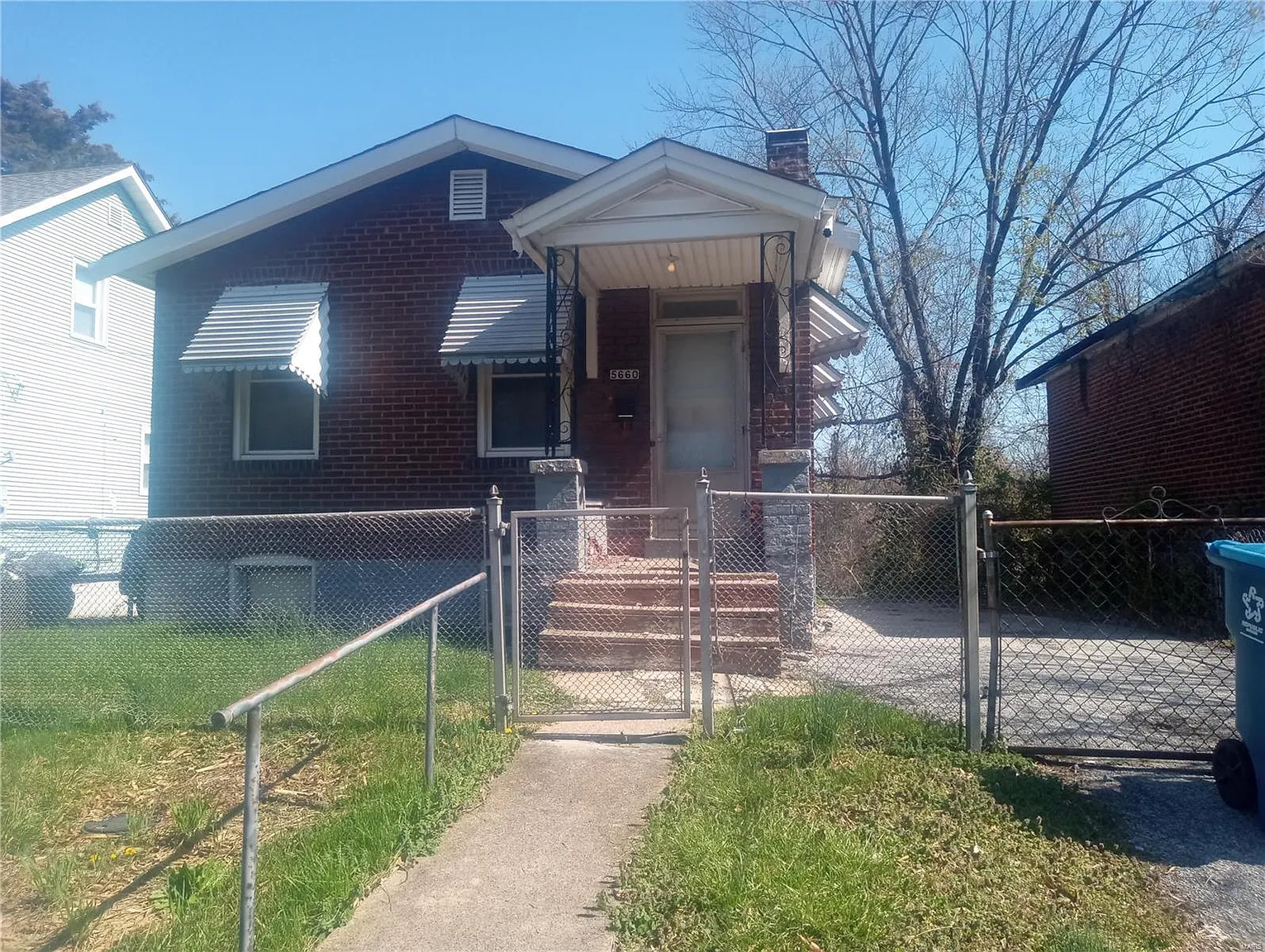 5660 Helen Ave photo 1
