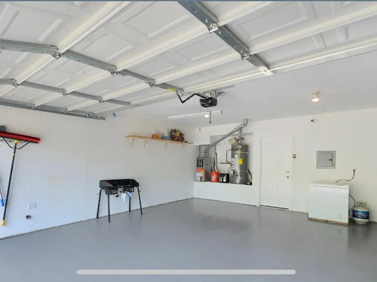 10410 Holly Dr #F — Photo 23