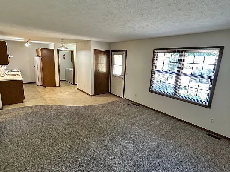 254 & 256 Church Street Ct — Photo 2
