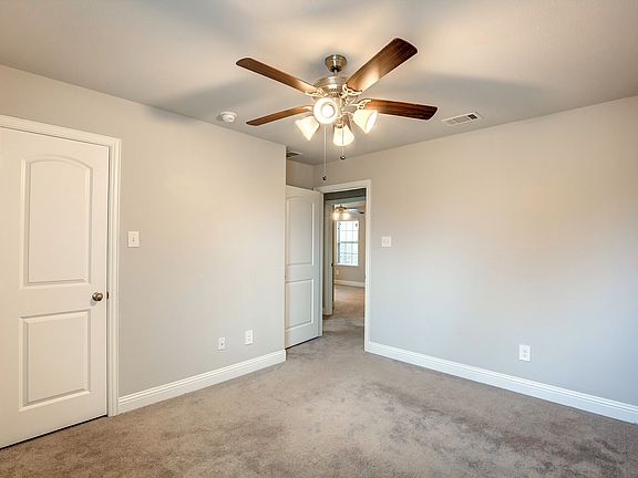 4th image of 6812A Topaz Dr