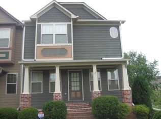 401 Royal Crescent Ln E, Canton, GA 30115