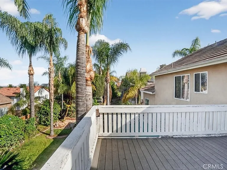 2620 Taylor Ave — Photo 40