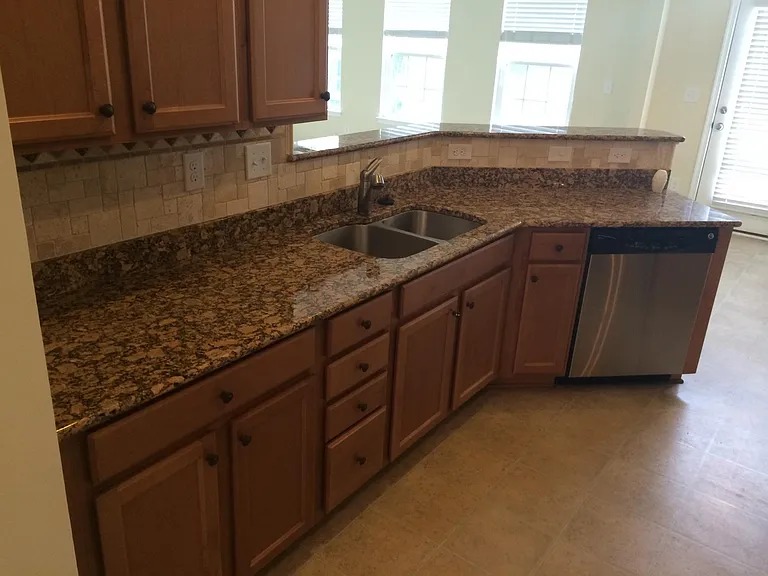 3341 Park South Station Blvd — Photo 9