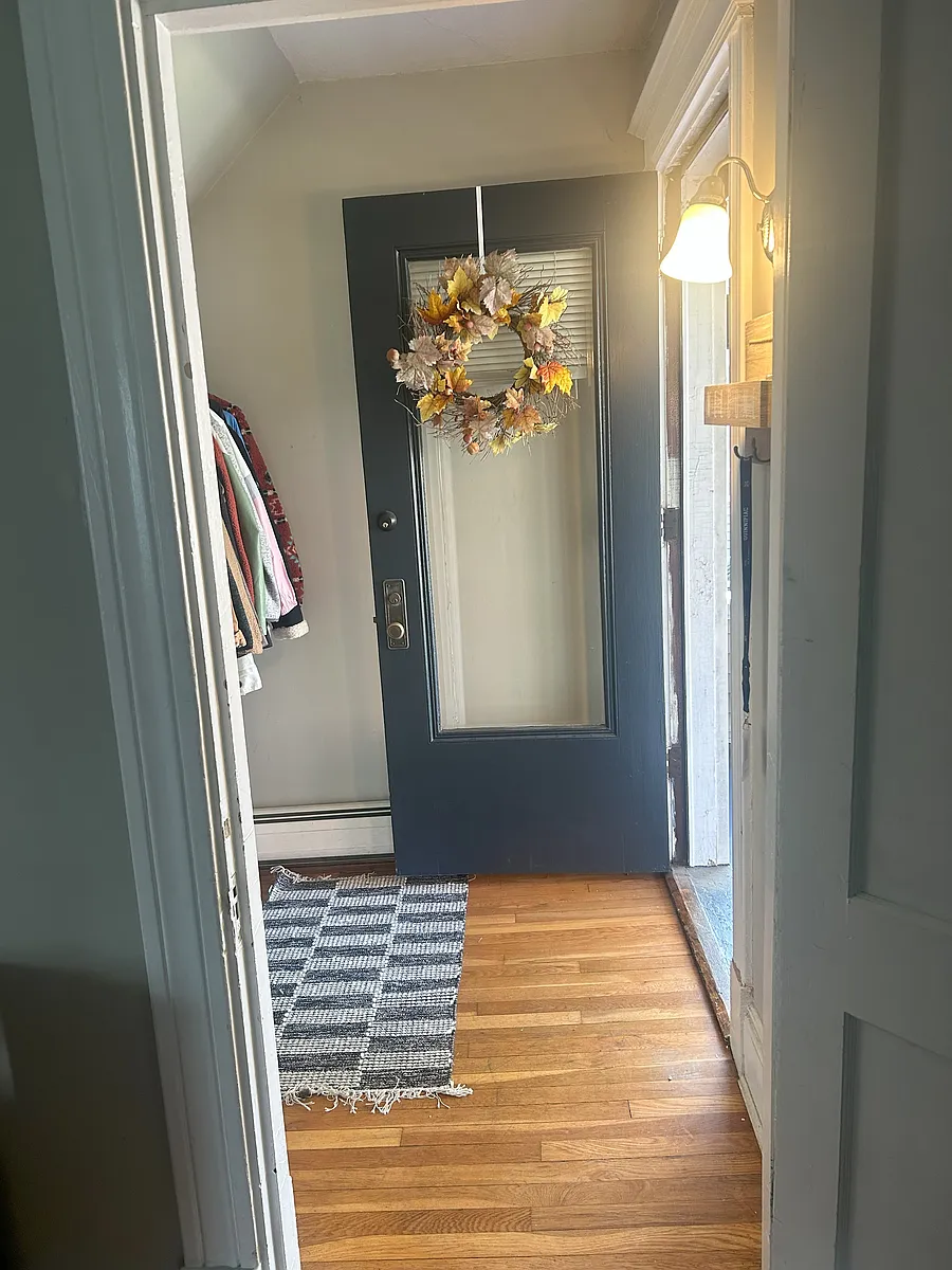 Building Photo - 37 Whitman Ave #1