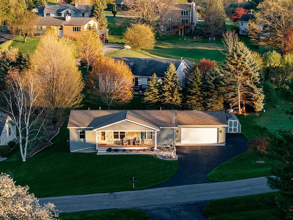 1st image of 3242 Scenic Hills Dr