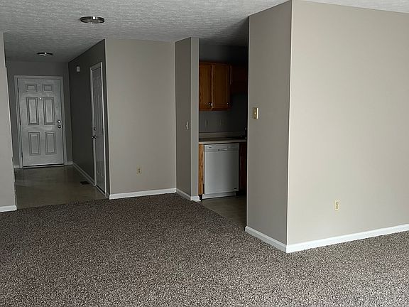 4th image of 203 Keystone Dr #0