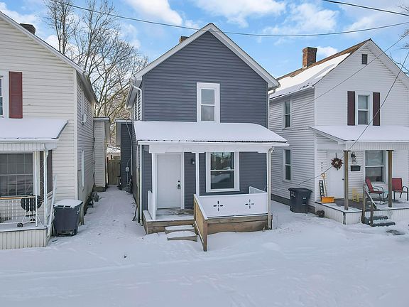 2nd image of 822 W 5th Ave