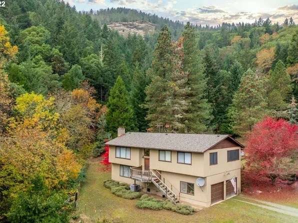 2026 Spring Brook Rd, Myrtle Creek, OR 97457