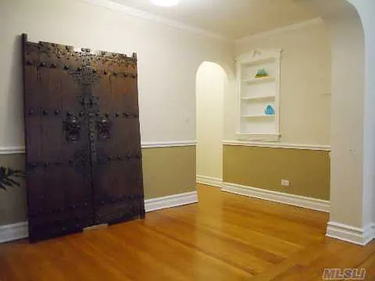 Sold by Douglas Elliman | media 19