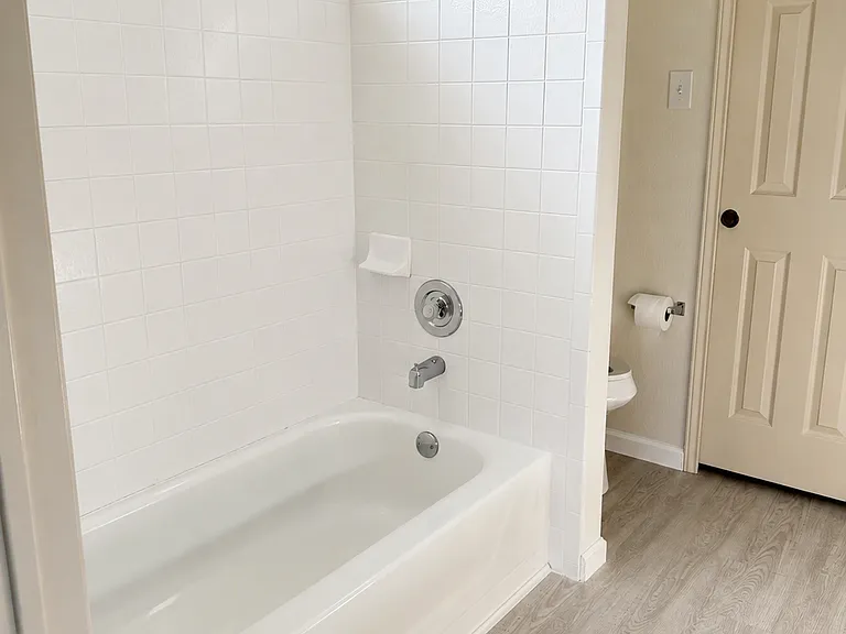 1017 Reynaldo St — Photo 9