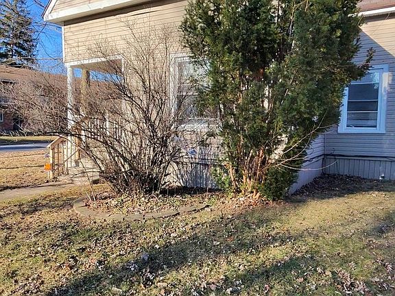 3rd image of 1420 Adams St