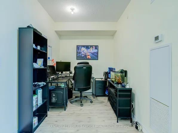 1328 Birchmount Rd #706, Toronto, ON M1R 0B6