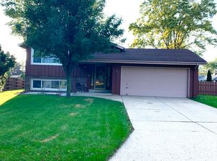 8119 S 58th St, Franklin, WI 53132