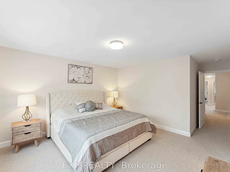 934 Clarkia St — Photo 13