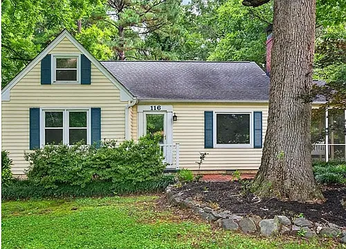 116 Sunset Dr Photo 1